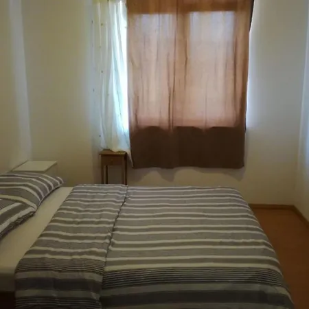 Mit Balkon By Interhome