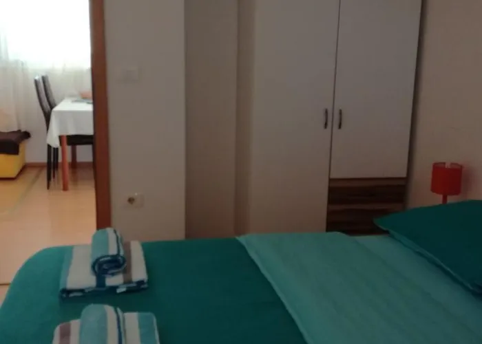 Mit Balkon By Interhome * פיראן